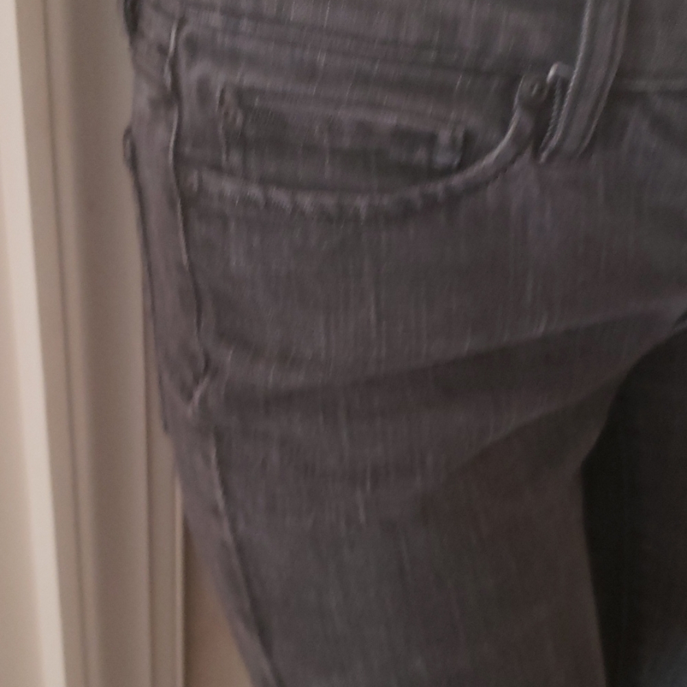 Jeans - Picture 2 of 6